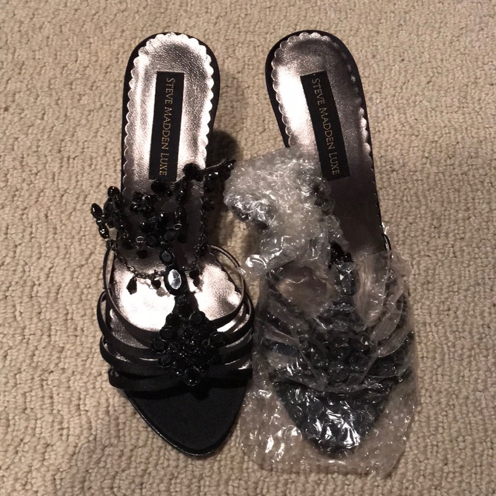 Steve Madden luxe black satin beaded sandal 8.5